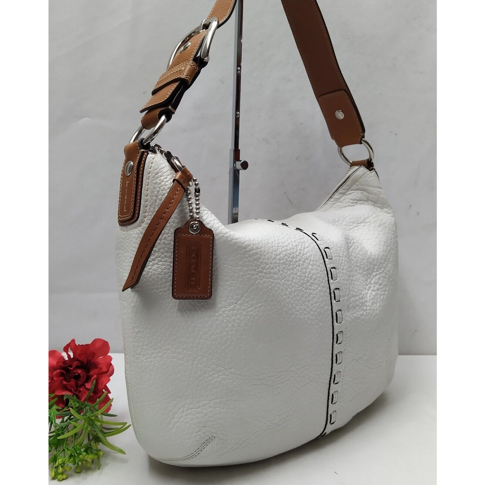 Coach White Pebbled Leather Zipper Closure Hobo Shoulder Bag